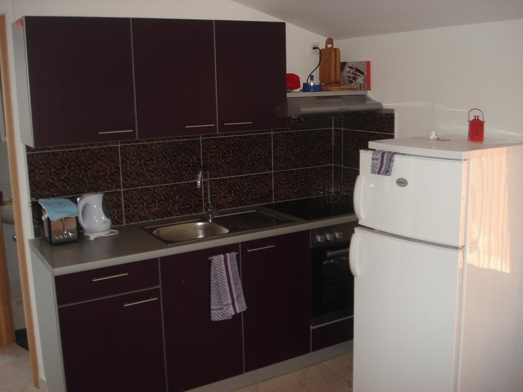 Apartments Niko Vir Cameră foto