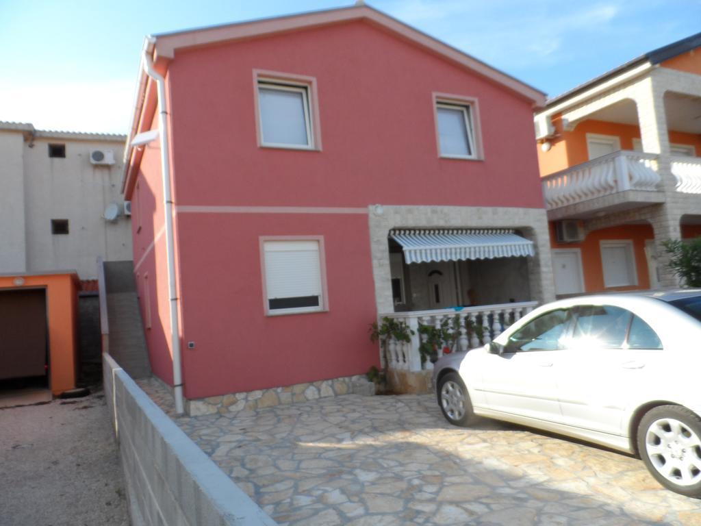 Apartments Niko Vir Cameră foto